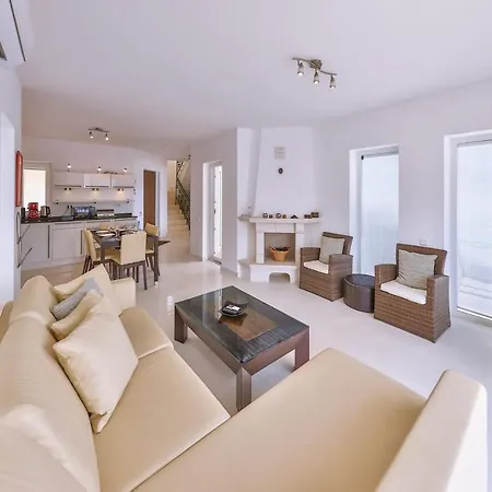 Villa June With Spectacular Views, 50 Mt To The Sea Kaş