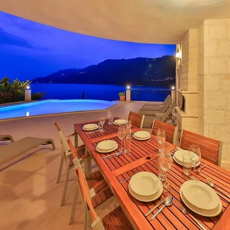 June With Spectacular Views, 50 Mt To The Sea * Kas
